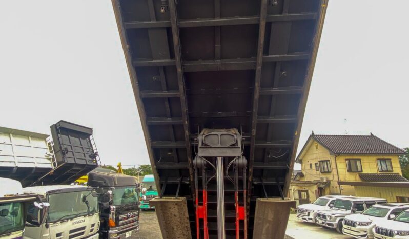 
								ISUZU Giga Dump Truck 2020 full									