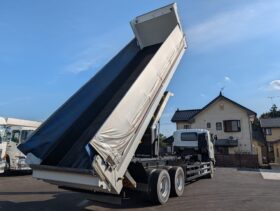 ISUZU Giga Deep Dump Truck 2017