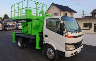 Hino DUTRO Truck