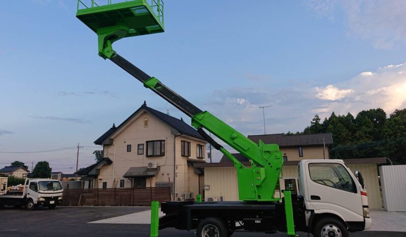 
								Hino DUTRO Truck full									