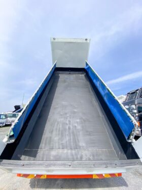 Mitsubishi FUSO 2012 Dump Truck USED