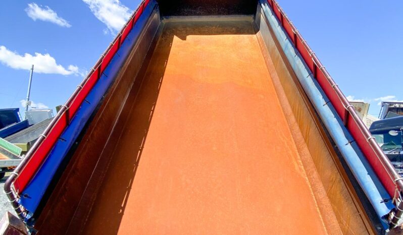 
								Mitsubishi Fuso Super Great Dump Truck 2013 full									