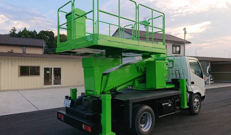 
								Hino DUTRO Truck full									