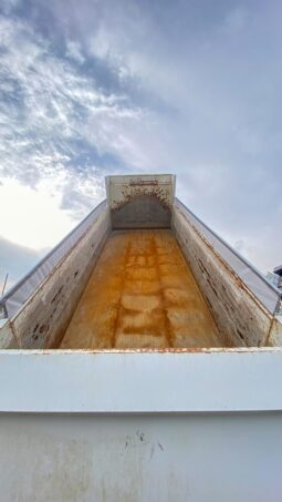 
										UD Truck QUON Dump Truck 2016 QKG-CW5YL full									