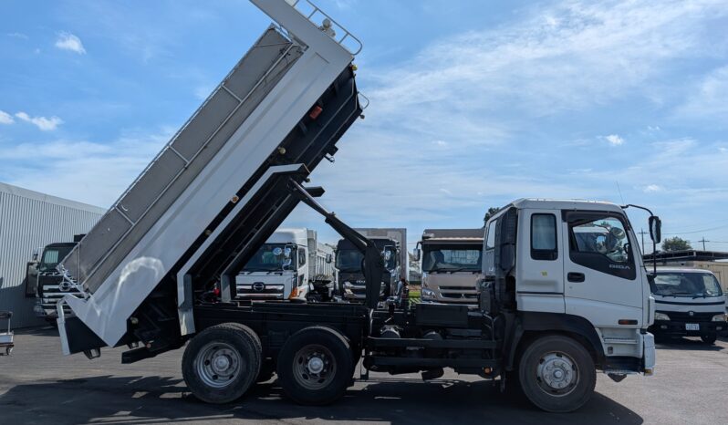 
								ISUZU Giga 2008 Dump Truck full									