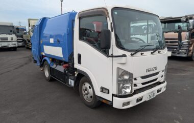 ISUZU ELF Truck 2017